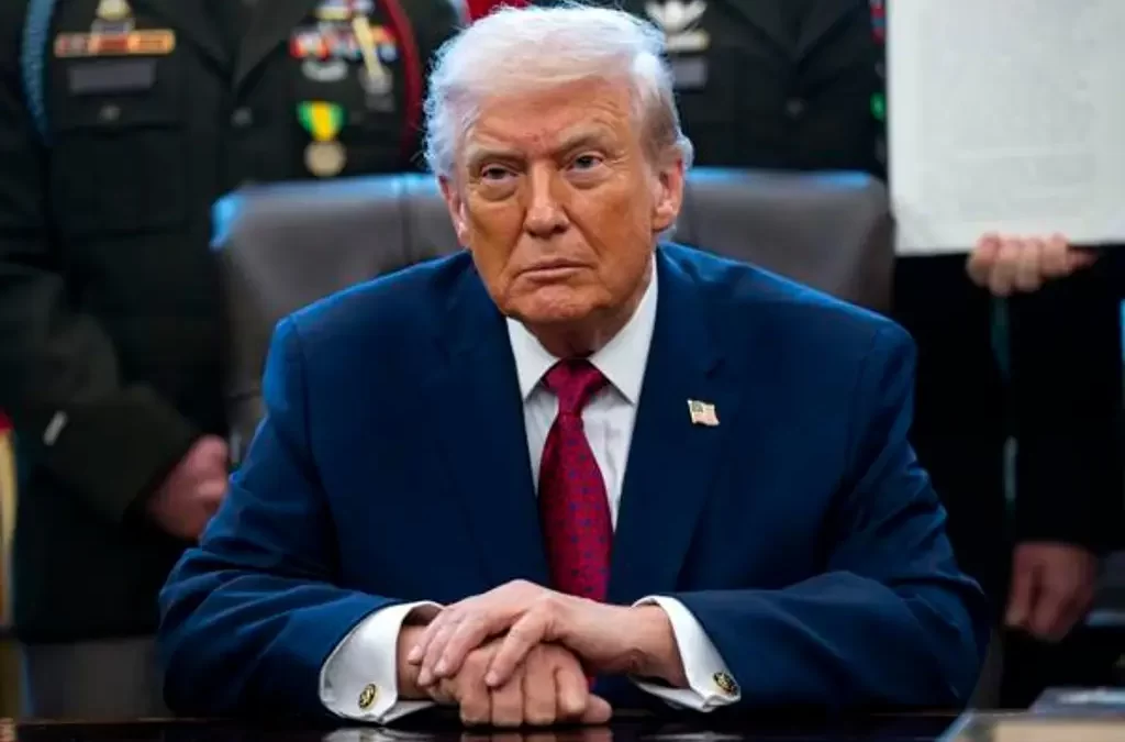 Donald Trump amplía prohibición total de viaje a 7 países y a la Autoridad Palestina