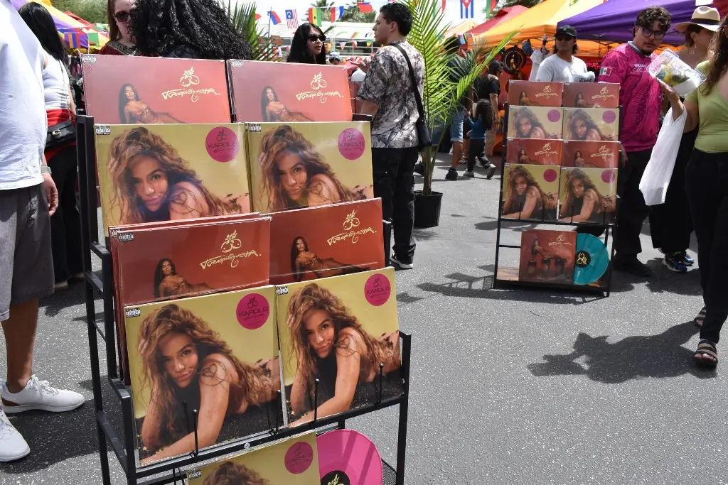 Karol G reivindica a la comunidad latina en un histórico Coachella