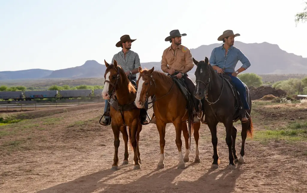 ¡Tracaaa! «El Güero» Castro le cambia el nombre a su nuevo melodrama (+fotos)